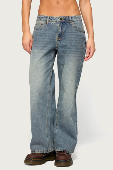 Petite Raelynn Washed Low Rise Baggy Jeans